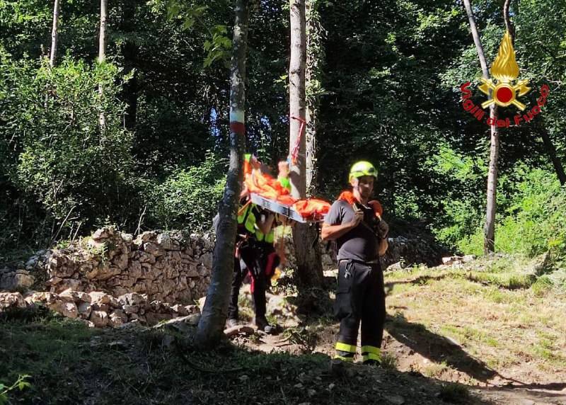Turista infortunata alle Cascate di Ferrera, la soccorrono Vigili del Fuoco e Soccorso Alpino