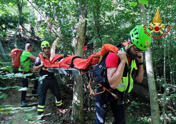 Turista infortunata alle Cascate di Ferrera, la soccorrono Vigili del Fuoco e Soccorso Alpino