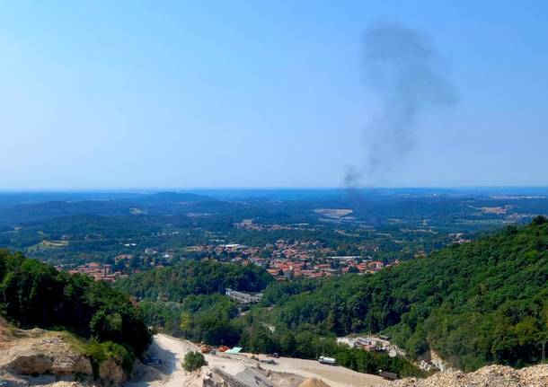 Viggiù - Incendio alla Bevera