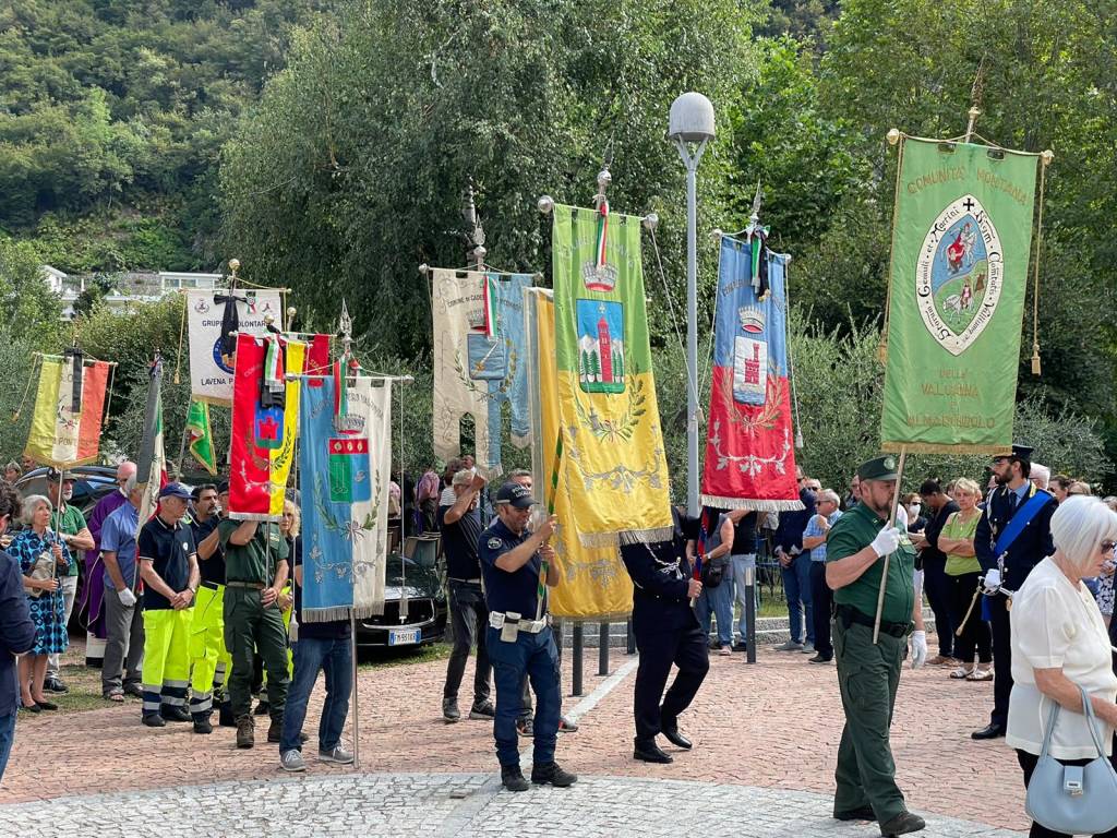 L\'ultimo saluto all\'ex sindaco Antonio Sanna