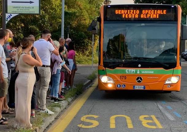 fermata bus navetta festa della montagna varese 