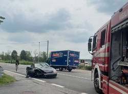 frontale tra due auto a turbigo