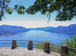 il lago maggiore dal sentiero del sole foto del giorno 23 agosto 2022