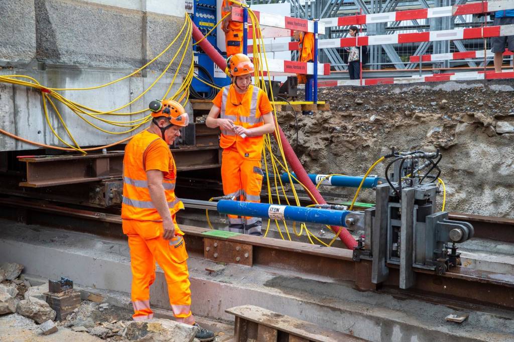 Lugano - Lo spostamento dell'edificio a Besso
