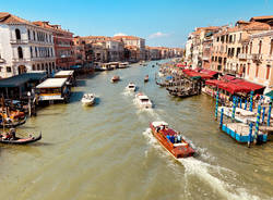 Padre e figlio in bicicletta da Comerio a Venezia