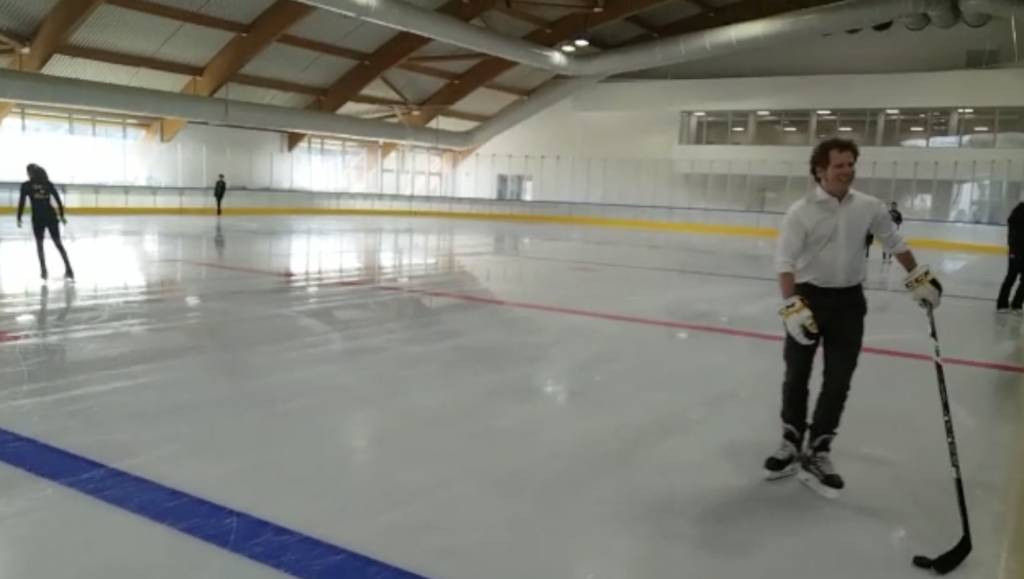 Prime prove degli sportivi al palaghiaccio di Varese