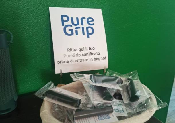 "Pure Grip", la maniglia pulita per i bagni di bar e attività commerciali