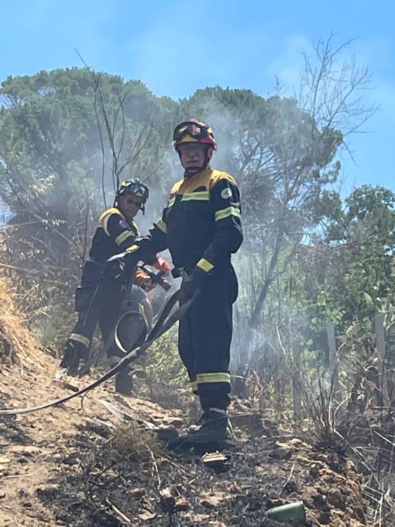 Quattro volontari di Protezione civile del Parco delle Groane in Sicilia per attività antincendio