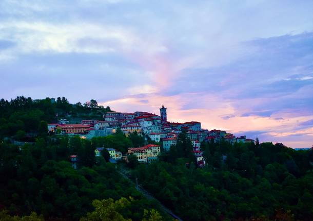 Sacro Monte in rosa