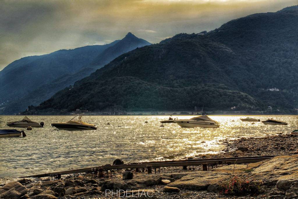 Tramonto a Maccagno - Foto Delia Ilona Ciocoiu
