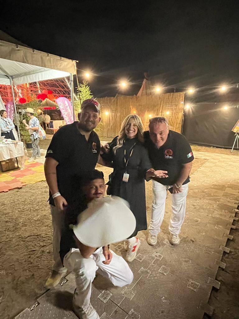 Al Jova Beach Party la pizza del campione del mondo di pizza acrobatica di Nerviano Paolino Bucca