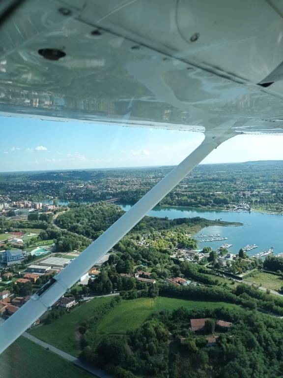 Angera e Sesto Calende dall'idrovolante