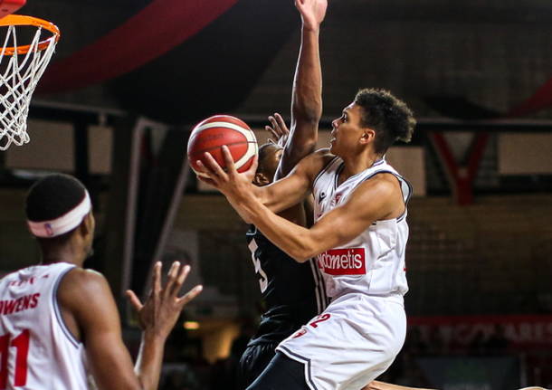 basket pallacanestro varese