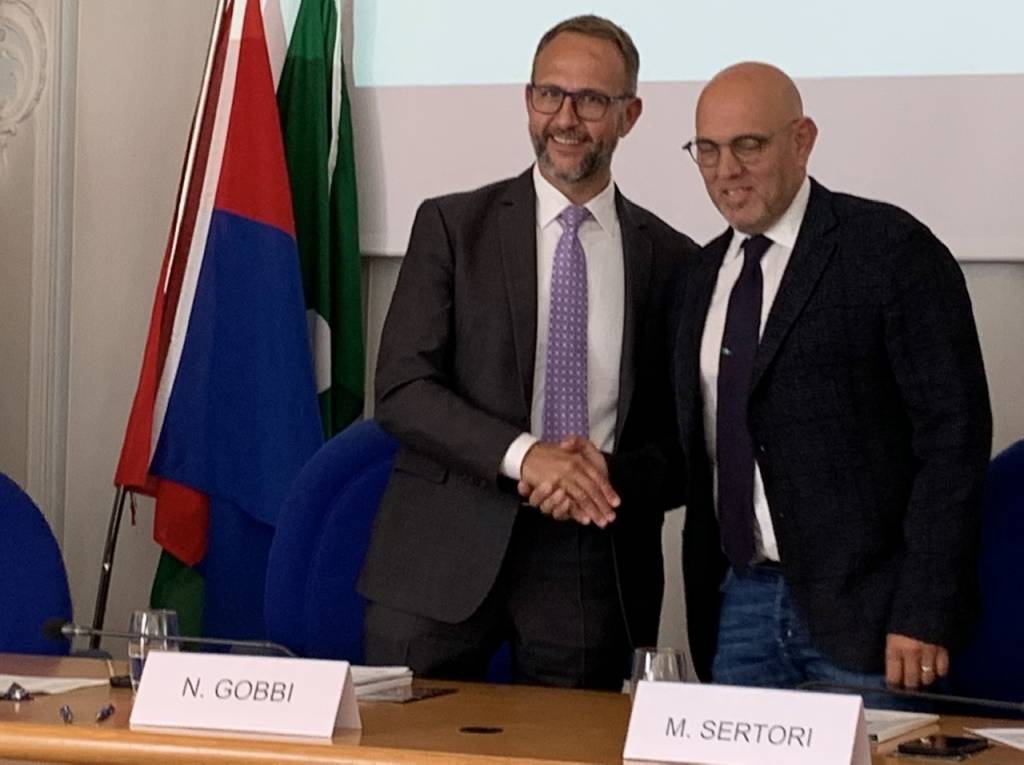 Cambio della guardia nella Regio Insubrica a villa Recalcati