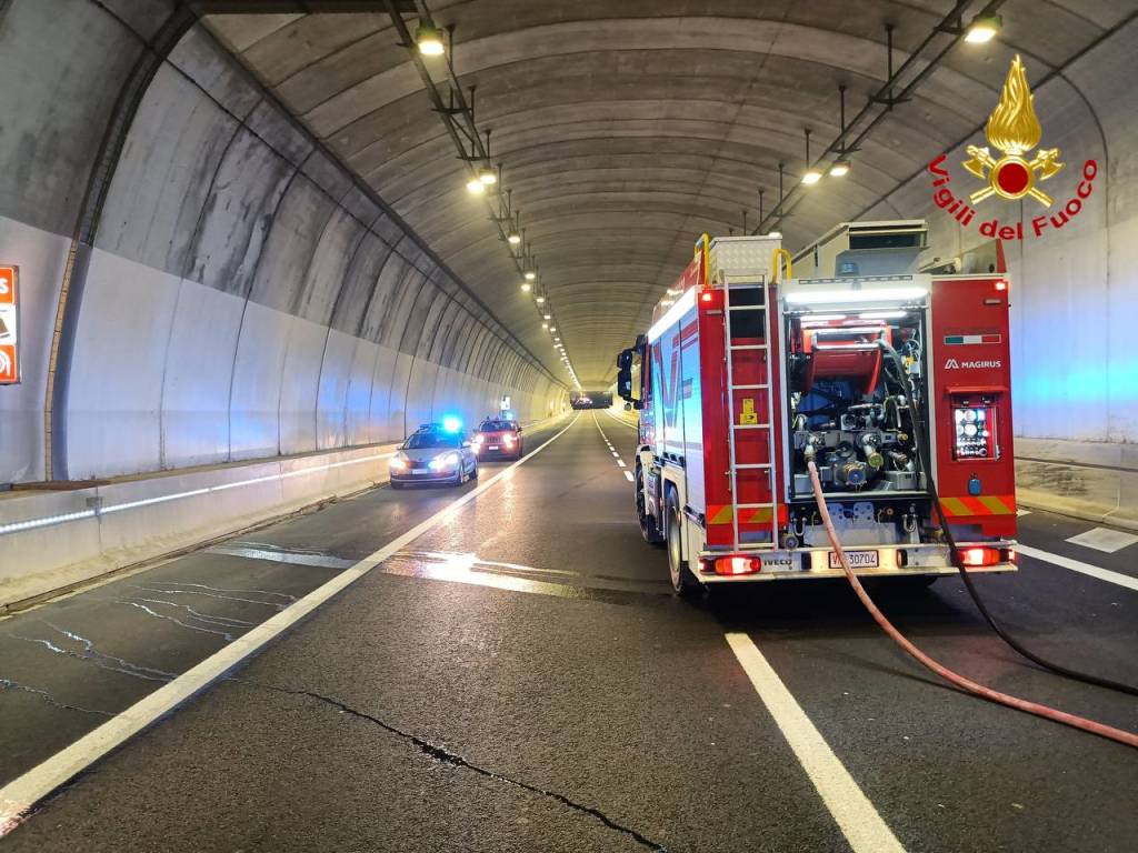Esercitazione Vigili del fuoco