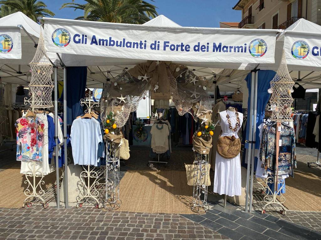 Gli Ambulanti di Forte dei Marmi® a Legnano