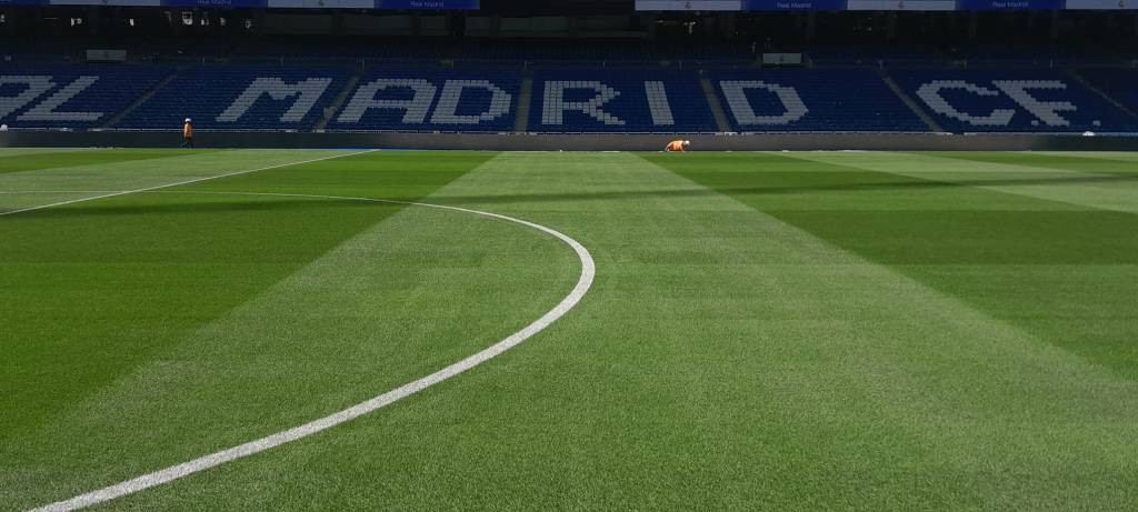 Il nuovo prato del Bernabéu