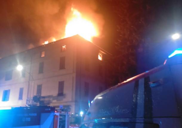 incendio luino 8 settembre 2022