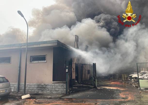 L’incendio di San Giuliano Milanese
