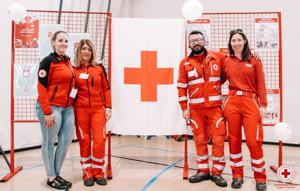 La festa della Croce rossa e degli Alpini a Induno Olona