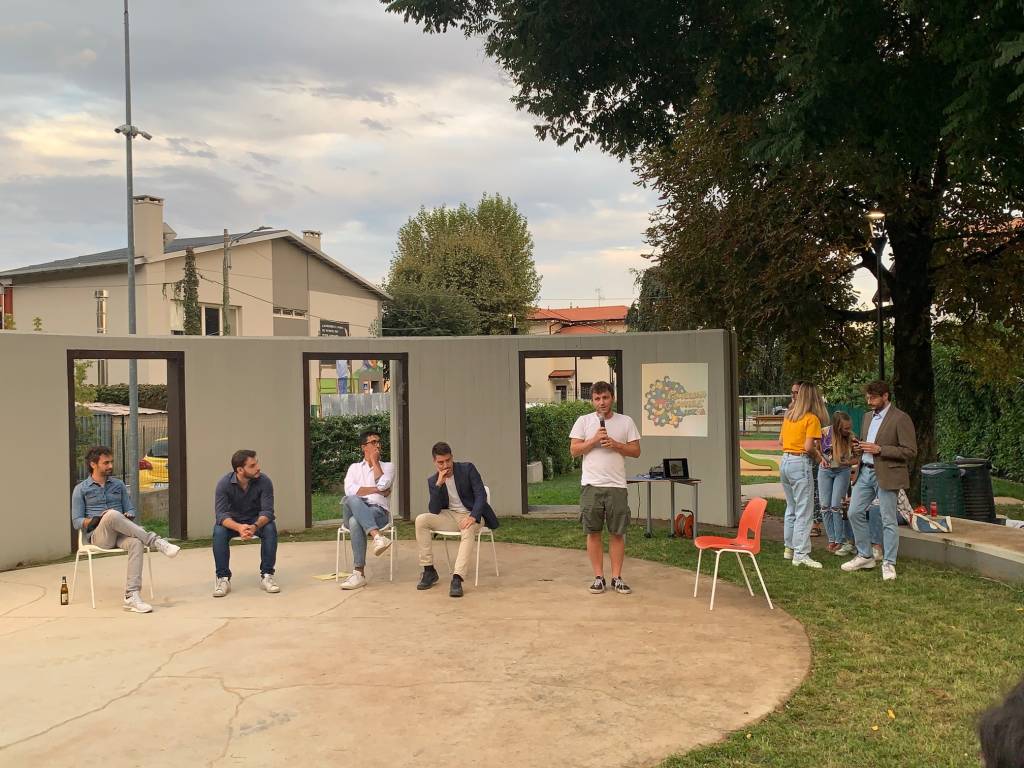 Lozza - Incontro elettorale per i giovani