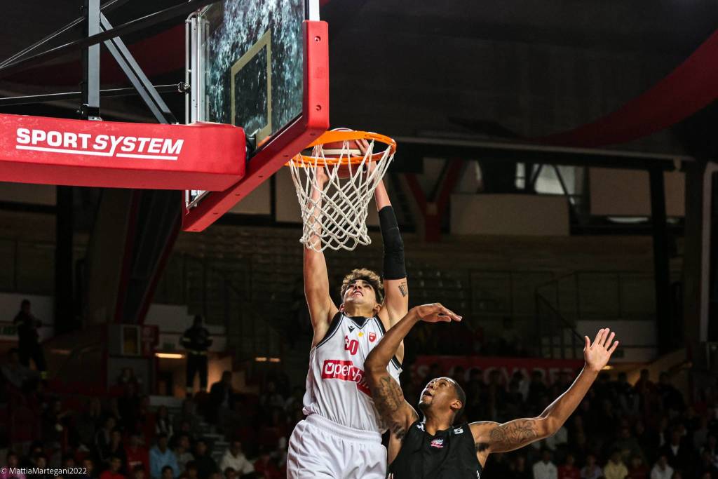 Openjobmetis Varese - Urania Milano 110-69