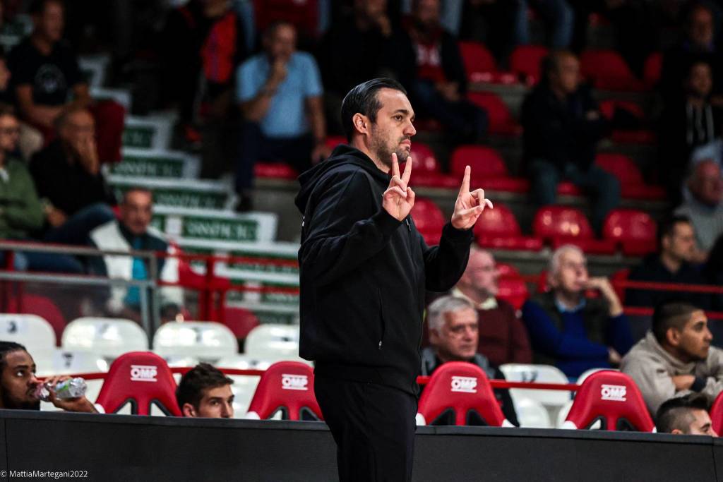 Openjobmetis Varese - Urania Milano 110-69