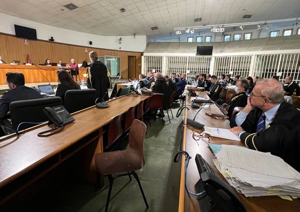 processo mensa dei poveri aula bunker milano