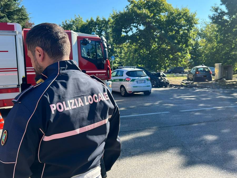 Scontro tra due auto a Busto Arsizio, morto un uomo di 51 anni