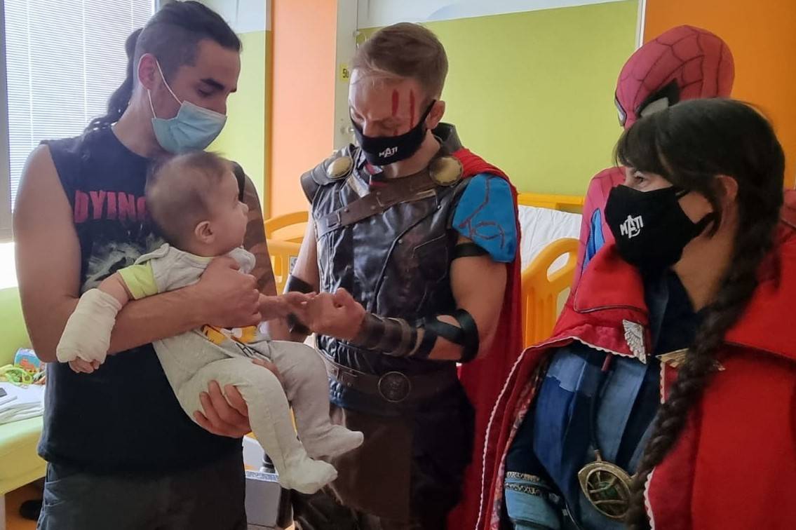 Supereroi in Pediatria al Del Ponte