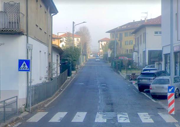 via isonzo azzate