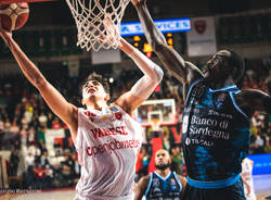 Openjobmetis Varese - Banco Sardegna Sassari 87-81