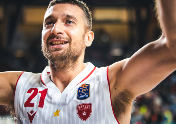 Openjobmetis Varese - Banco Sardegna Sassari 87-81