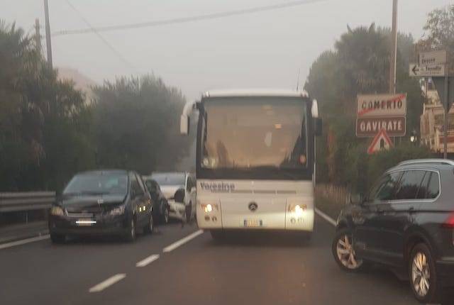 Il tamponamento fra Gavirate e Comerio