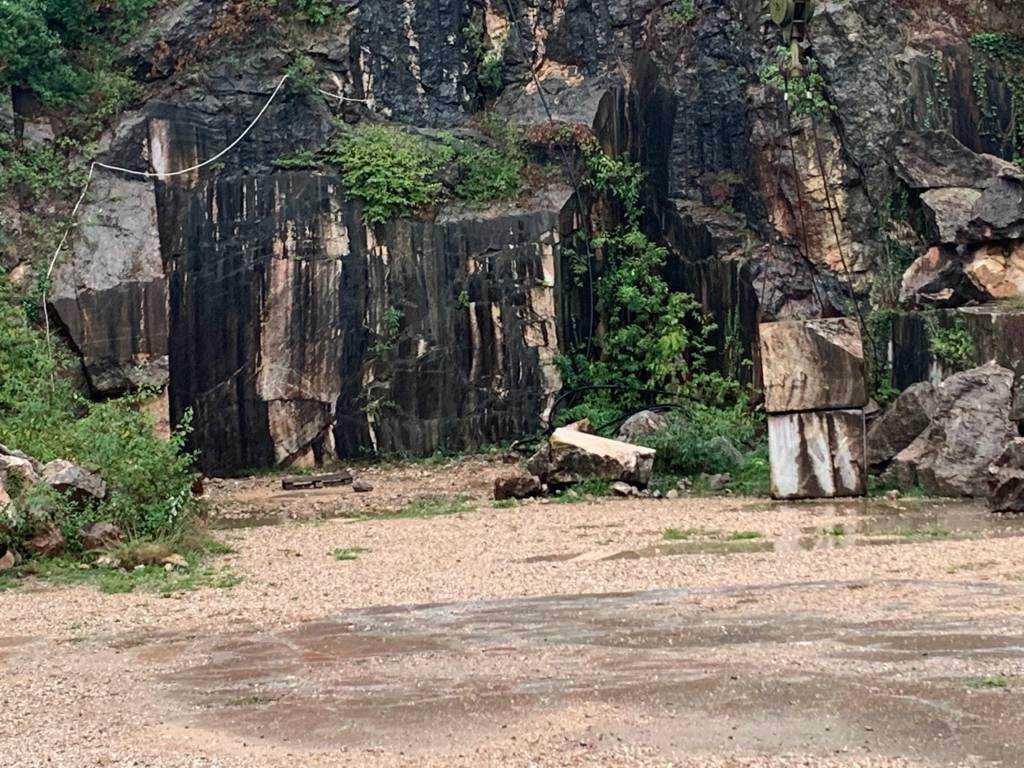 Cave di arzo