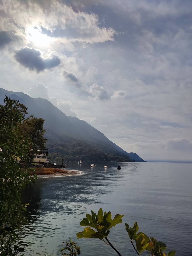 I colori dell'Autunno, oggi, nello splendido borgo di Calde' 