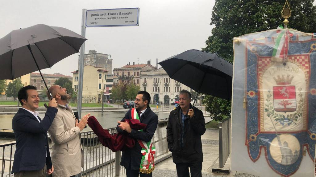 Intitolazione a Franco Basaglia dei tre ponti delle Gallerie Cantoni di Legnano