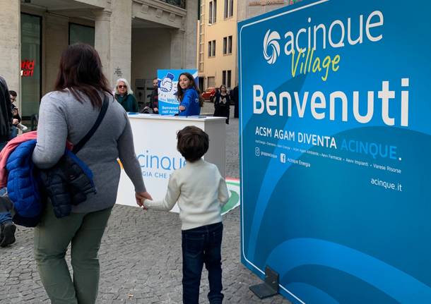 L'Acinque village a Varese