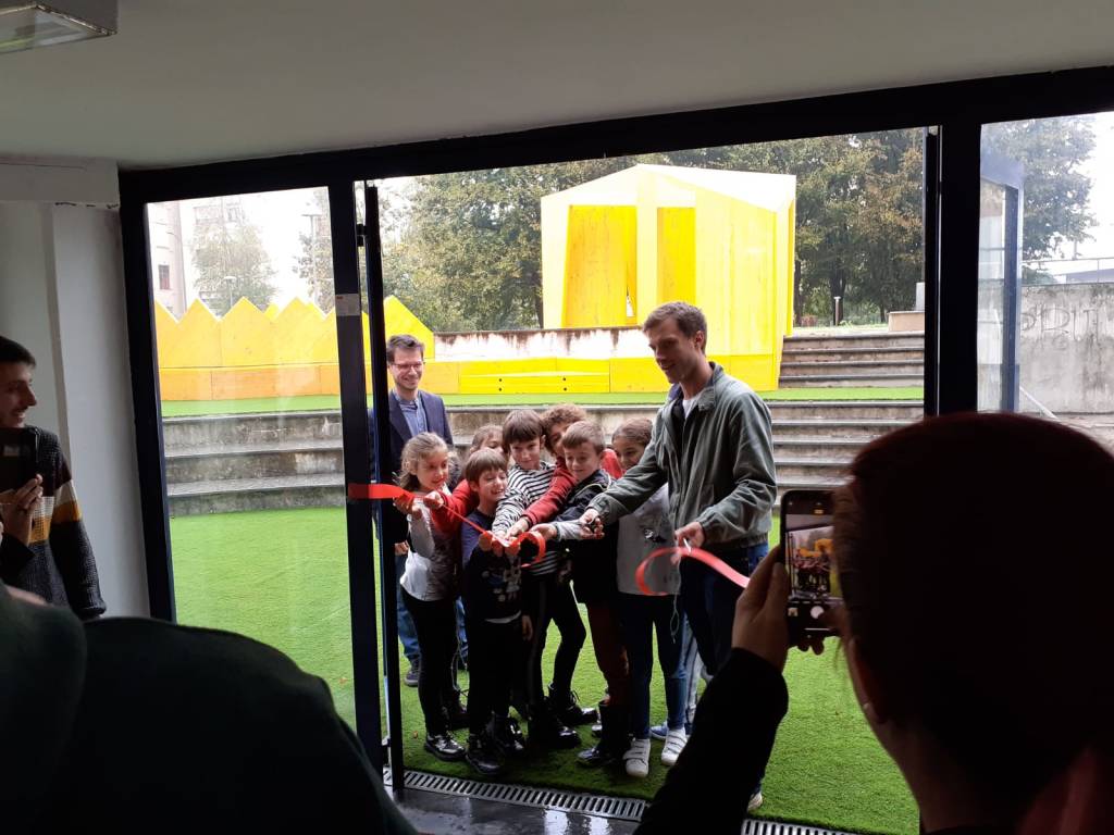 L’inaugurazione di Tempesta chiude YakAround con una festa in piazza De Salvo a Varese