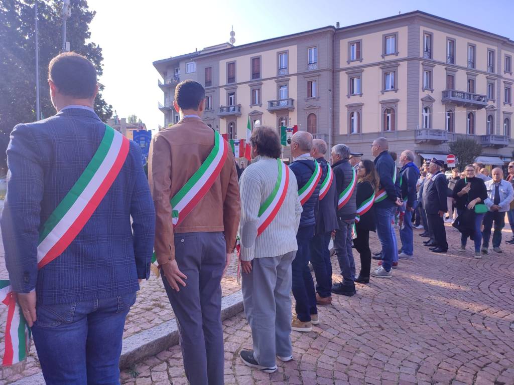 L'omaggio della Città di Luino ai Caduti della Gera