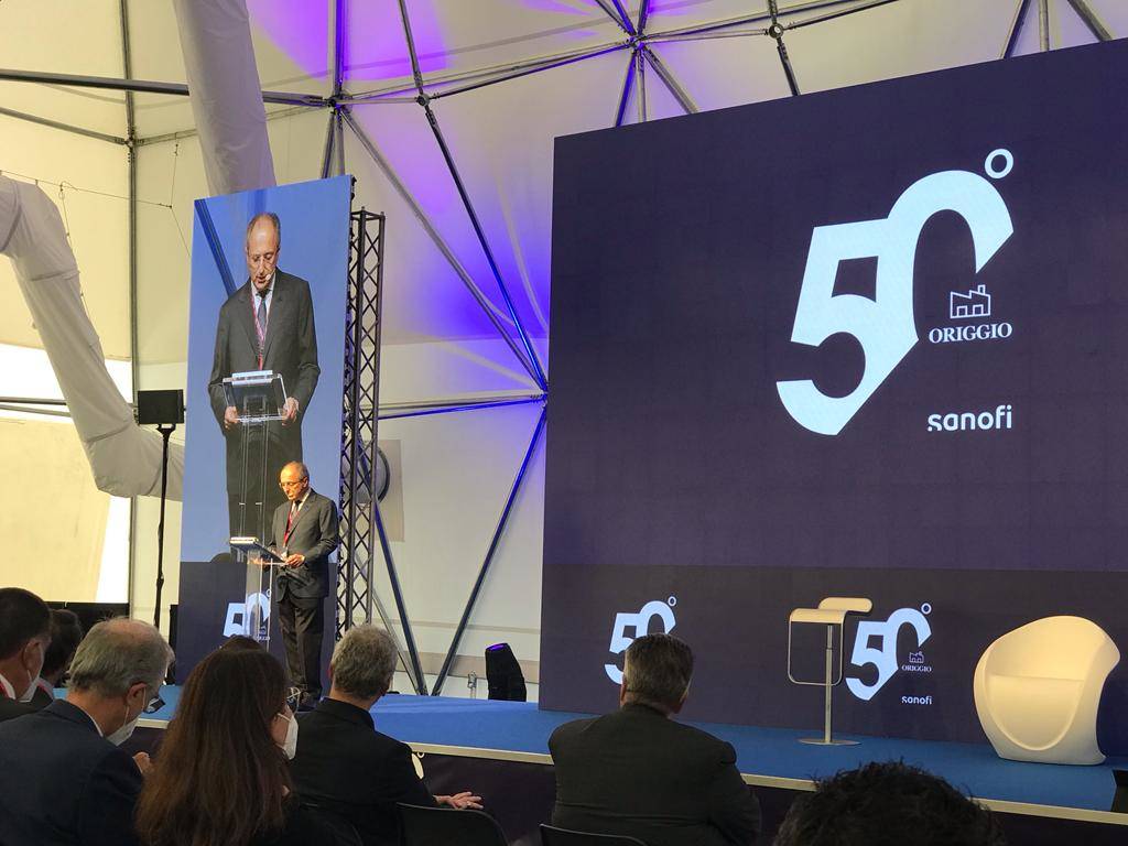 La Sanofi di Origgio festeggia 50 anni e inaugura una nuova area dedicata a Enterogermina