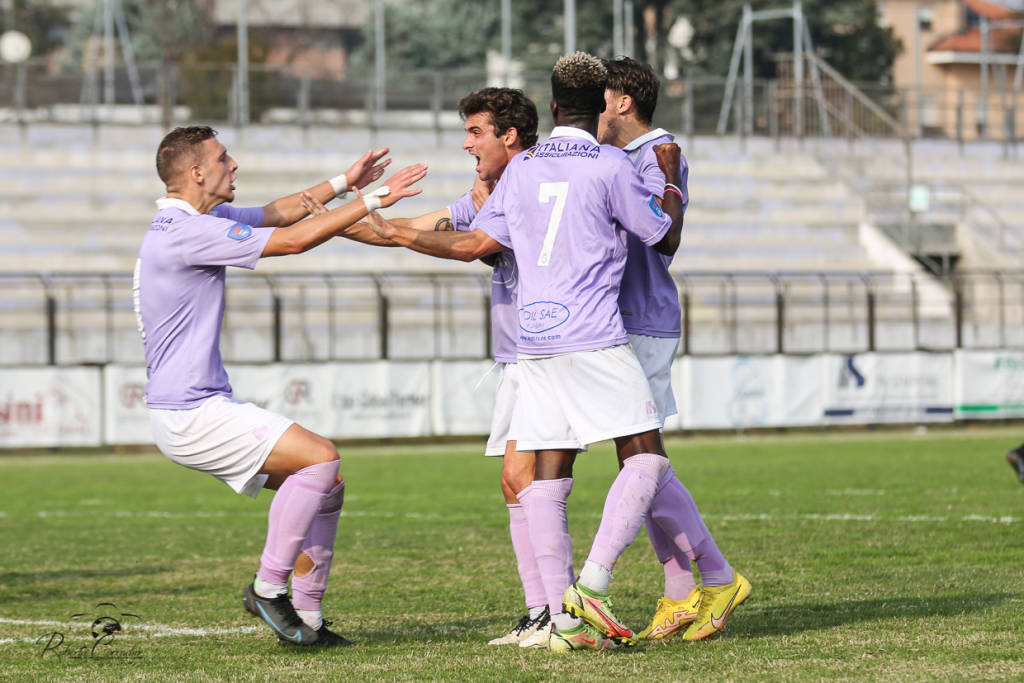 Legnano - Castellanzese 2-1, a cura d Roberta Corradin