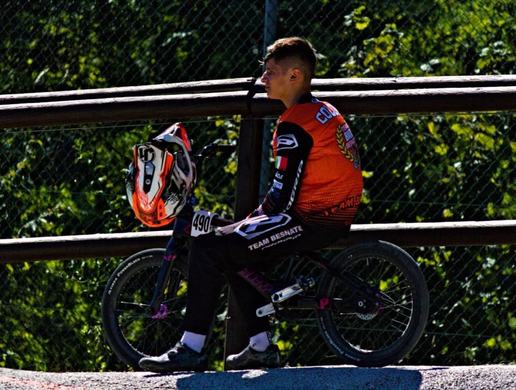 Mattia Colombo legnanese del team BMX Besnate selezionato per l'Europeo in Belgio
