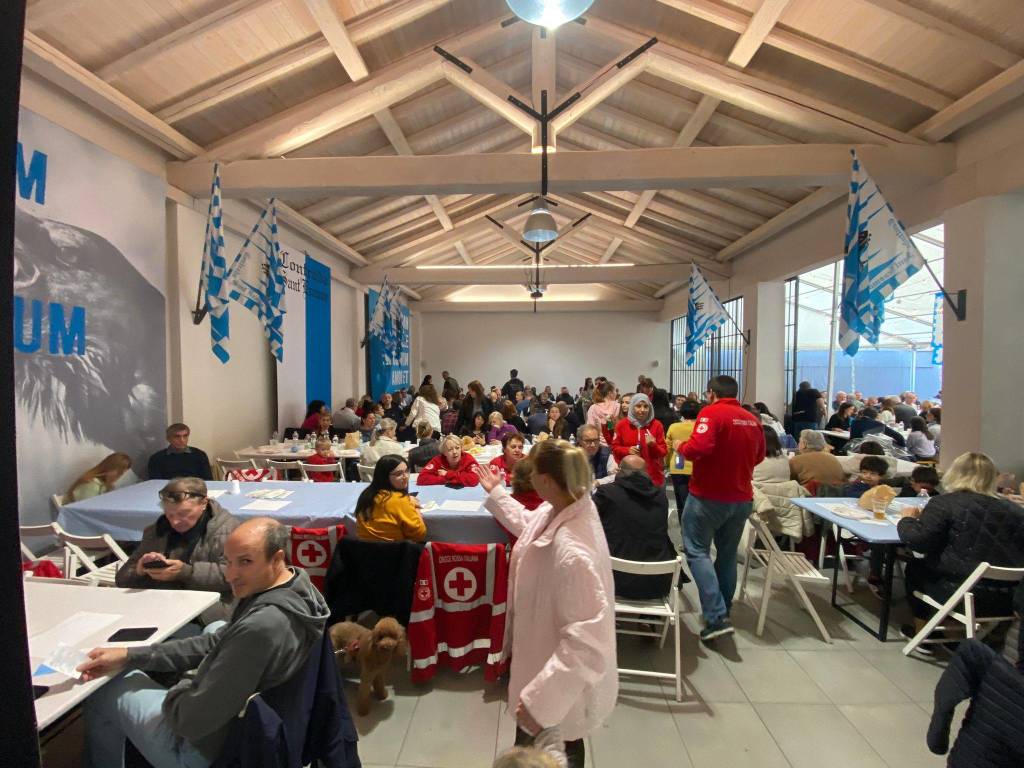 Mercatino e pranzo delle famiglie alla contrada S.Erasmo