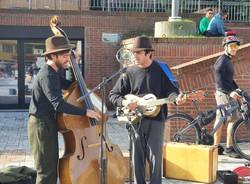Mitiche in piazza 30 ottobre Varese 