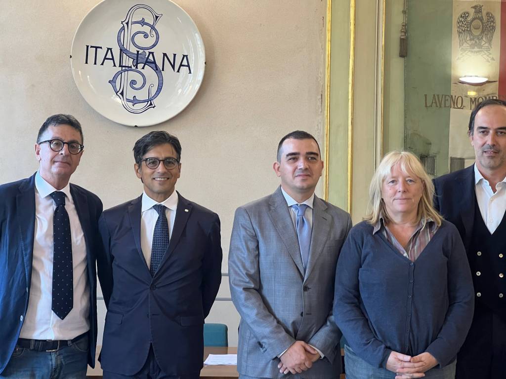 Presentazione progetto Cosmo a Laveno Mombello 