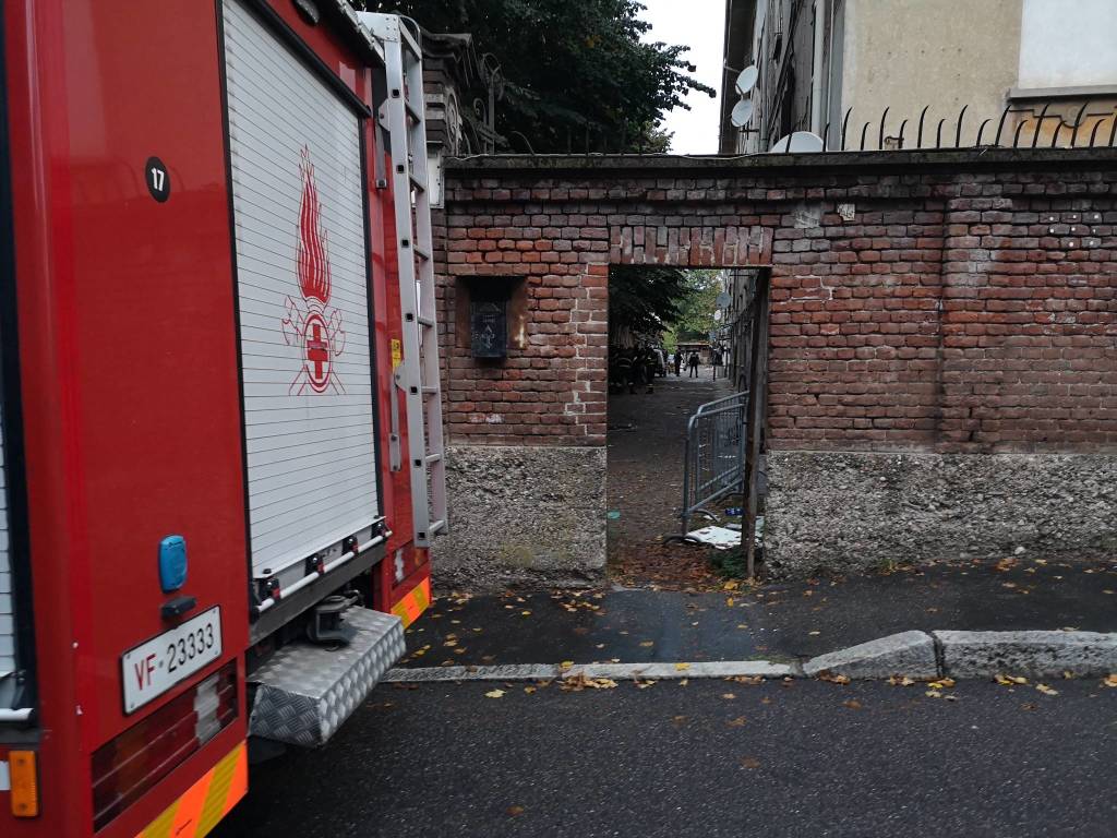 Sgombero via Dante