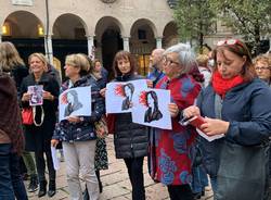 Una ciocca per le donne iraniane a Varese