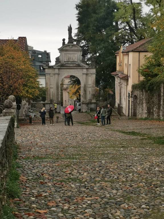 Visita al Sacro Monte con Archeologistics 