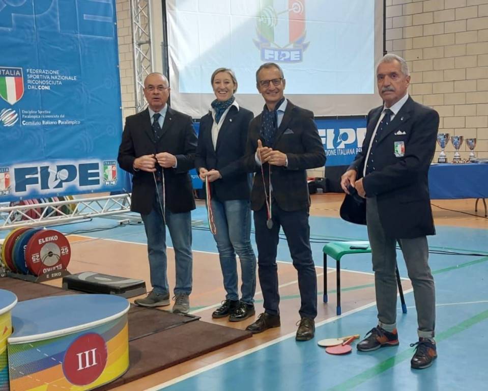A Castellanza le finali dei campionati assoluti maschili e femminili di distensione su panca